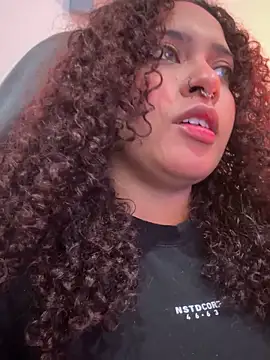 Snapshot of Kass_1 chatting on 11/26/25, 11:28 Kass 1 online show from 11/26/25, 11:28