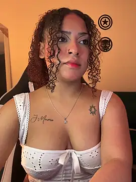 Snapshot of Kass_1 chatting on 02/07/26, 01:42 Kass 1 online show from 02/07/26, 01:42