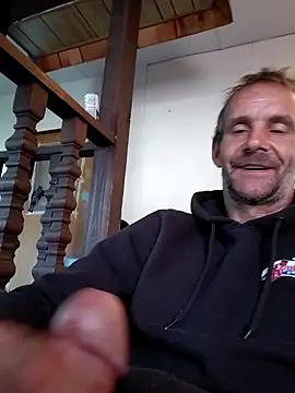 Hungwell1515 online show from 11/29/25, 03:37