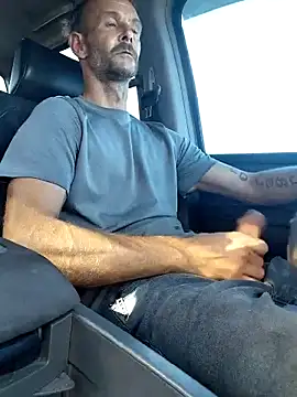 Hungwell1515 online show from 12/22/25, 07:55