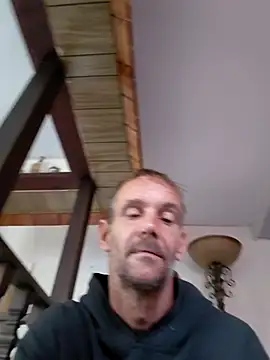 Hungwell1515 online show from 01/14/26, 01:17