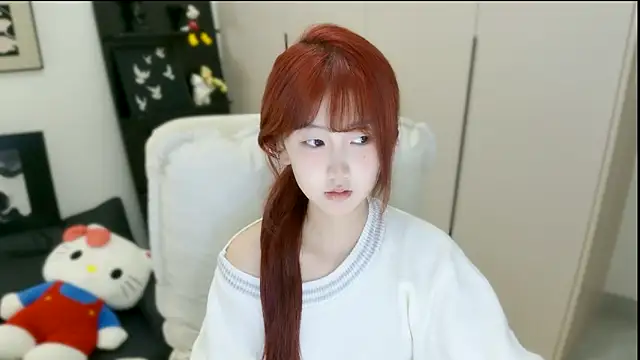 wanzi-1229 online show from 09/19/25, 05:09