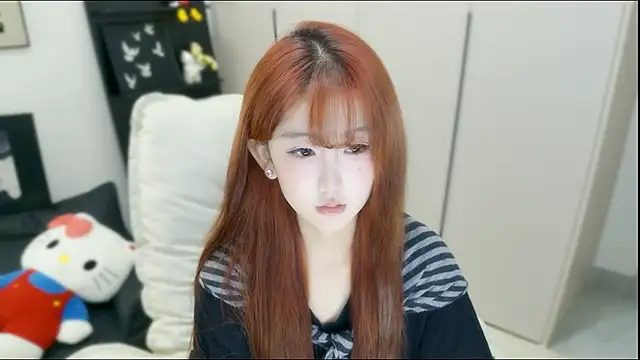 wanzi-1229 online show from 10/11/25, 09:30