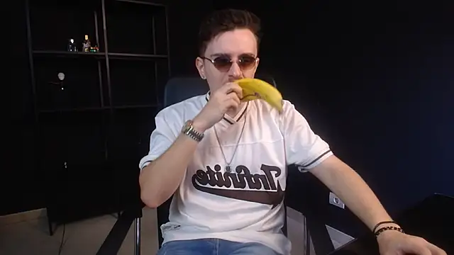 Snapshot of FelixStarkk chatting on 06/02/26, 06:15 FelixStarkk online show from 06/02/26, 06:15