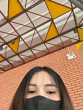 Linh 2004 online show from 02/11/26, 04:50