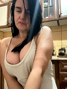 TriumphLove online show from 10/08/25, 05:38