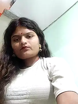 Hot mirchjii online show from 10/30/25, 01:45