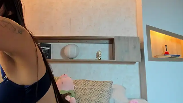 Emilly Beaumont online show from 02/03/26, 01:05