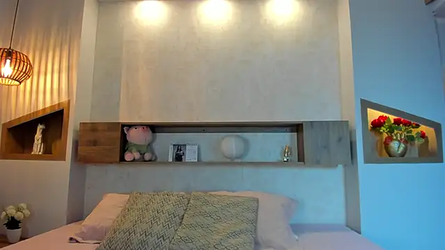 Emilly Beaumont online show from 03/25/26, 01:06