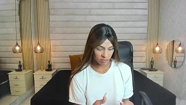 keytinthomson  online show from 02/23/26, 07:11