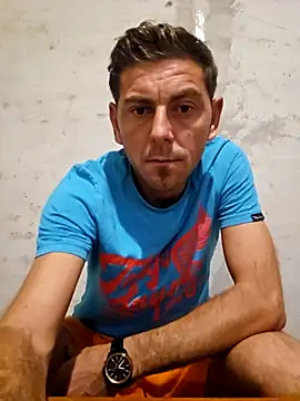 Alex-andru88 online show from 11/02/25, 07:38