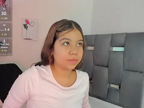 MafeStar777 online show from 03/13/26, 04:13