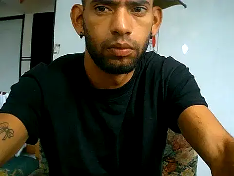 Negritohot2828 online show from 04/05/26, 02:14