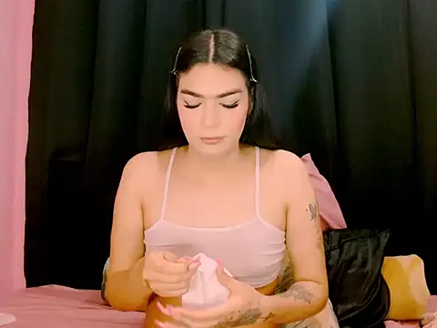  crystal23  online show from 01/10/26, 03:52