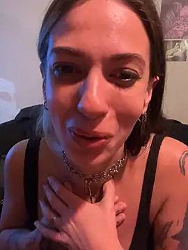 Snapshot of tbp96 chatting on 09/11/25, 12:22 tbp96 online show from 09/11/25, 12:22