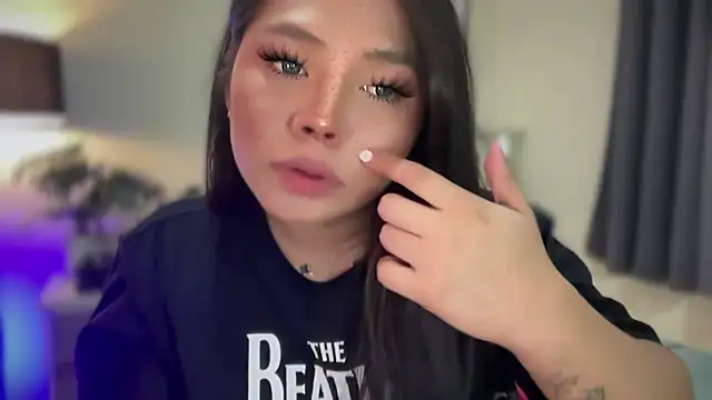 Snapshot of _seductive_jane chatting on 12/19/25, 04:25 seductive jane online show from 12/19/25, 04:25