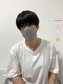 Snapshot of otouhu76 chatting on 06/08/26, 01:28 otouhu76 online show from 06/08/26, 01:28