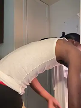 Snapshot of Dolla-Billlz chatting on 10/16/25, 01:34 Dolla-Billlz online show from 10/16/25, 01:34