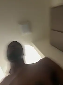 Snapshot of Dolla-Billlz chatting on 10/24/25, 12:41 Dolla-Billlz online show from 10/24/25, 12:41