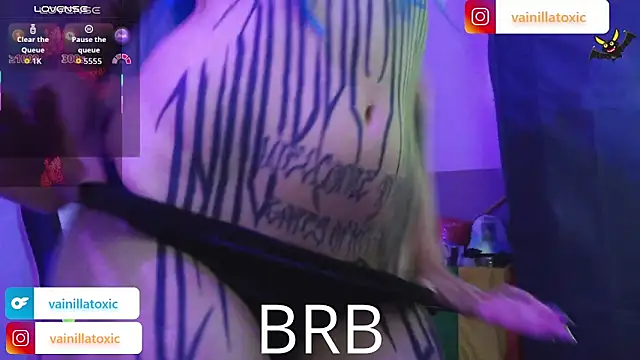 vainilla doll online show from 03/01/26, 02:02