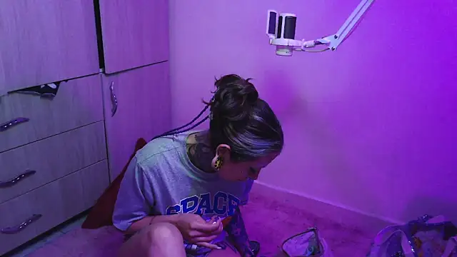 vainilla doll online show from 04/07/26, 02:45