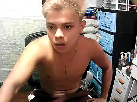 Pinoy slutcummer69 online show from 06/06/26, 08:30
