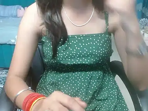 Snapshot of Urlove_lily chatting on 09/22/25, 03:47 Urlove lily online show from 09/22/25, 03:47