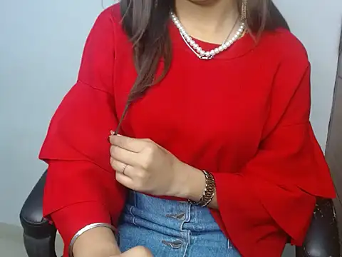 Urlove lily online show from 12/05/25, 02:47
