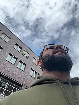 german turk online show from 09/20/25, 10:16