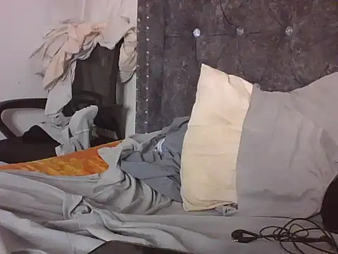 Linah97 online show from 11/28/25, 04:42