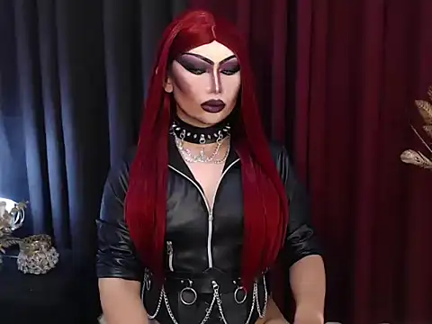 MadammeGiaX online show from 05/13/26, 05:05
