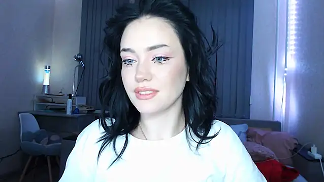 cutefrendlyuser online show from 04/27/26, 09:46