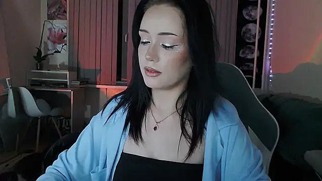 cutefrendlyuser online show from 06/03/26, 10:48