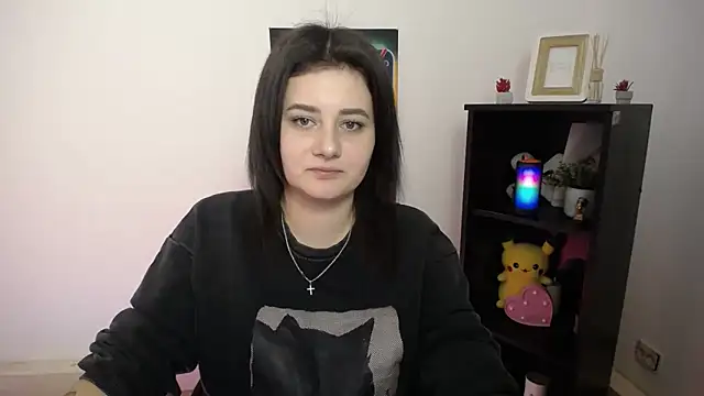 Katrin kiss  online show from 10/13/25, 01:44