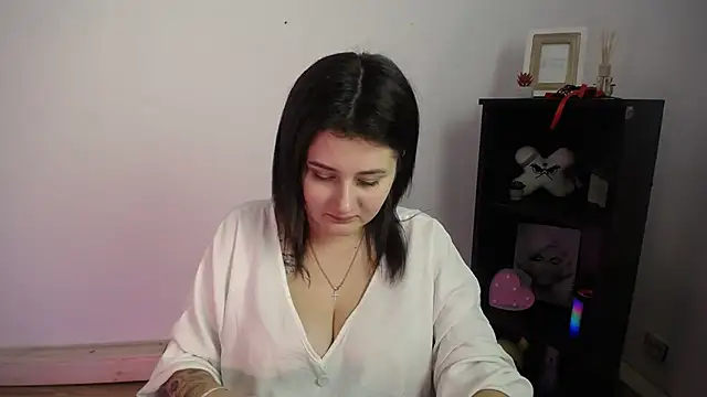 Katrin kiss  online show from 11/20/25, 01:55