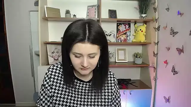 Katrin kiss  online show from 04/16/26, 12:17