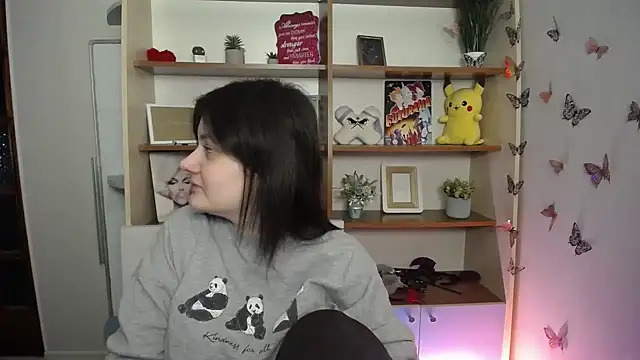 Katrin kiss  online show from 04/21/26, 12:22