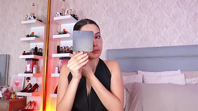 Sofy Bradd online show from 01/17/26, 08:19