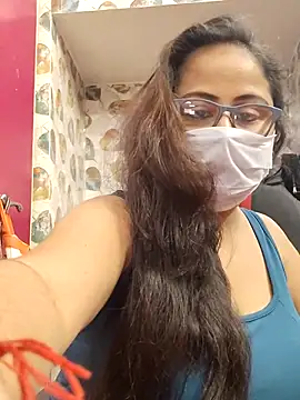 nisha 1110 online show from 01/14/26, 03:17