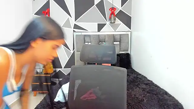 valeria-duarte online show from 05/02/26, 06:24