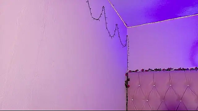 Snapshot of manumeow1 chatting on 02/19/26, 10:28 manumeow1 online show from 02/19/26, 10:28