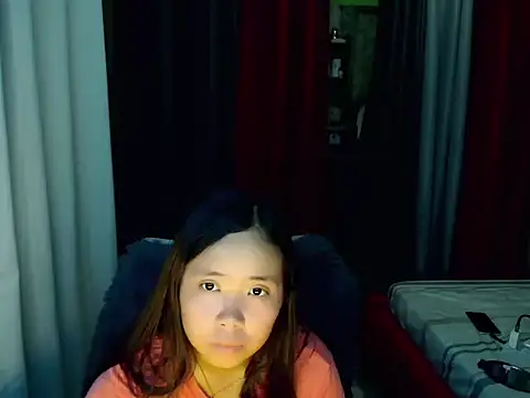 lovelysluttyxx online show from 09/22/25, 06:15