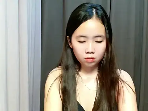 lovelysluttyxx online show from 10/04/25, 03:54