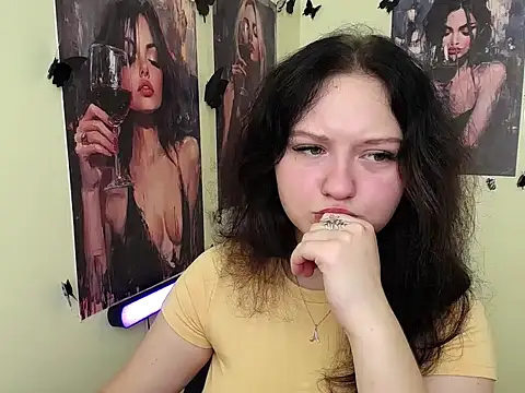 Snapshot of LadyAlice_ chatting on 09/10/25, 06:13 LadyAlice  online show from 09/10/25, 06:13