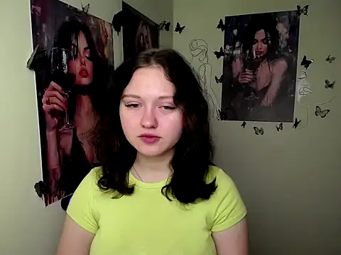 Snapshot of LadyAlice_ chatting on 10/02/25, 06:20 LadyAlice  online show from 10/02/25, 06:20