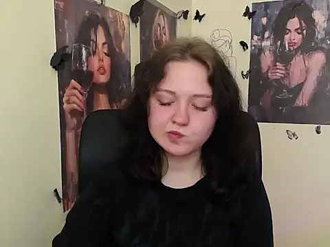 LadyAlice  online show from 04/20/26, 06:05