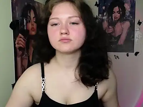 Snapshot of LadyAlice_ chatting on 05/16/26, 06:32 LadyAlice online show from 05/16/26, 06:32