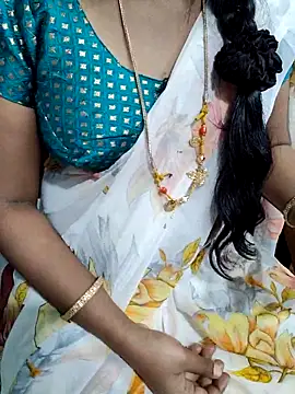 Snapshot of lolida69thamil chatting on 09/26/25, 04:11 lolida69thamil online show from 09/26/25, 04:11