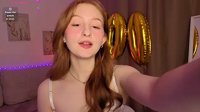 Betty Twinkle online show from 11/07/25, 10:54