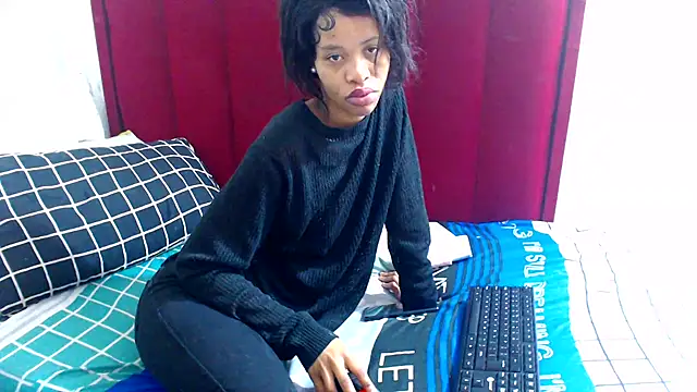 Snapshot of SexyChantyBabe25 chatting on 09/19/25, 09:59 SexyChantyBabe25 online show from 09/19/25, 09:59